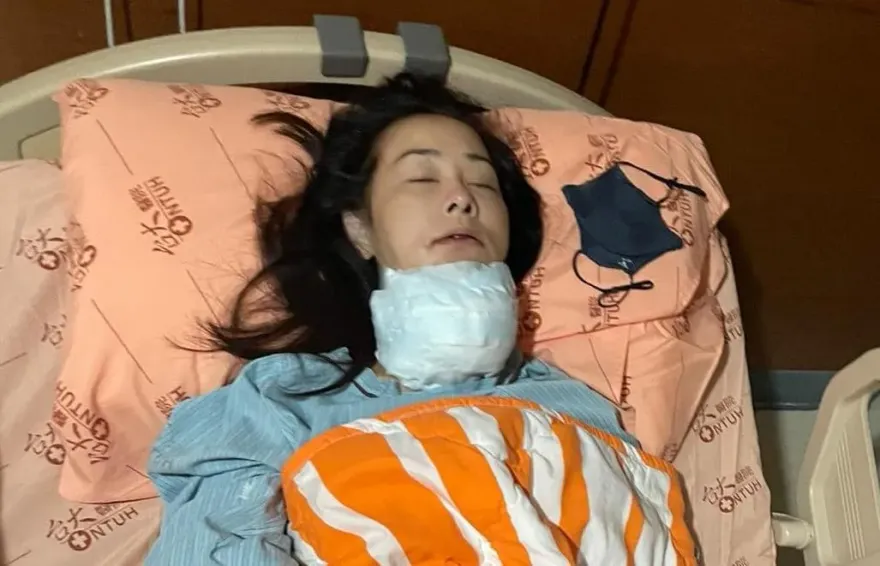 女星兵家綺罹「甲狀腺癌」住院動刀　被救護車送回病房…只能喝流質食物