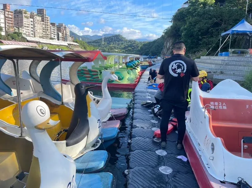 快訊/碧潭天鵝船驚見「50歲女屍漂水面」！確認身分中