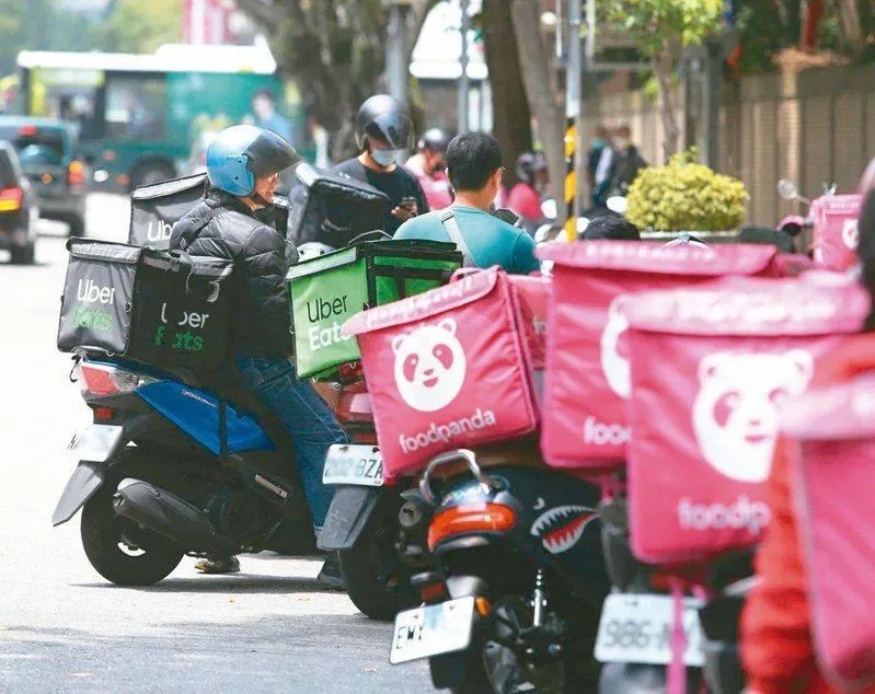 外送員斜槓！臨時接到「抓猴」單　過來人笑：最便宜的私家偵探