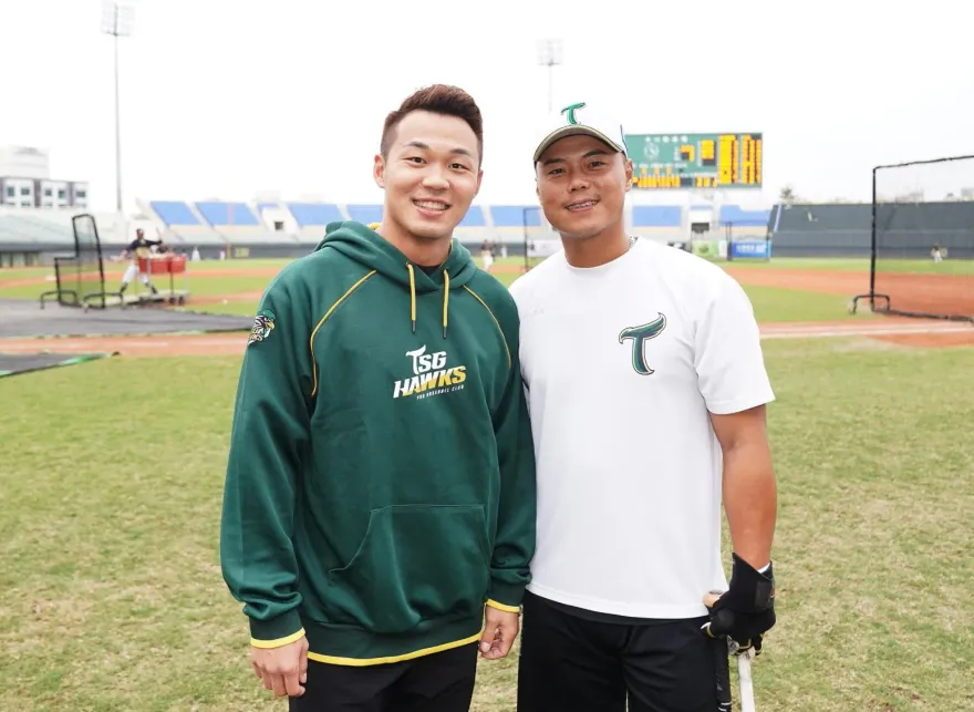 王柏融現身斗六為選手打氣！台鋼雄鷹宣布簽下23歲內野手湯家豪