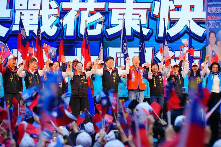 傅崐萁競選總部成立　韓國瑜偕「韓流」助陣：他是花蓮人的心肝寶貝