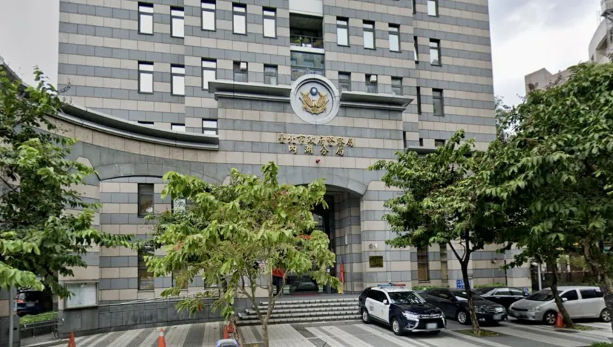 快訊/Dcard又遭搜！北市內湖警方辦詐欺案上午再度搜索　公司法務遭約談