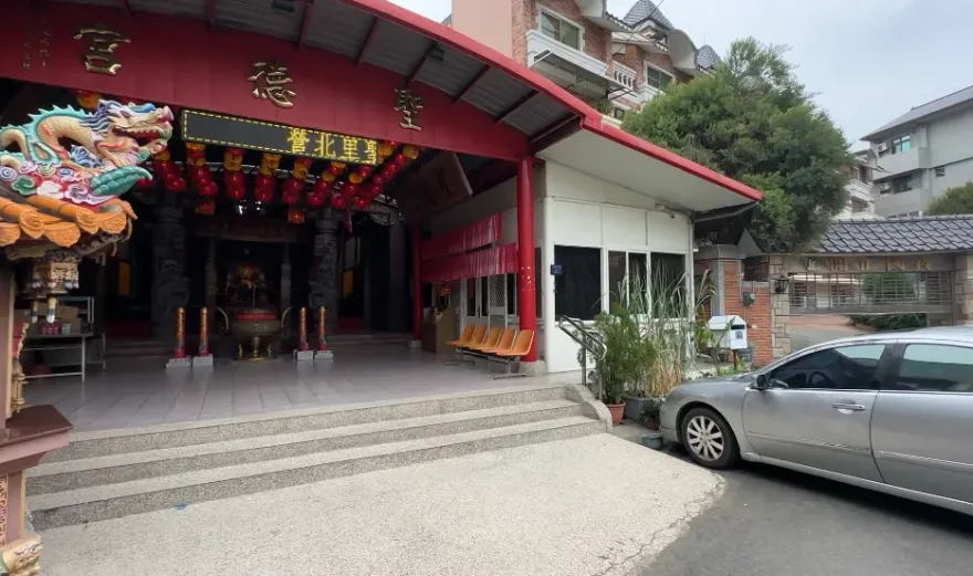 為病母唸經卻收11罰單！孝子停廟前遭人檢舉　警方曝解方
