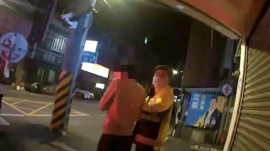影/板橋酒吧凌晨2男子酒後互毆　全進警局酒醒稱「全忘了」