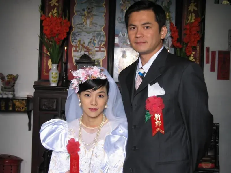 馬國賢18年前新郎照曝光！　《草山春暉》首挑大梁「50集劇本」全都留