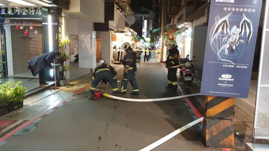 快訊/北市士林夜市瓦斯外洩　警消封鎖現場水線防護警戒