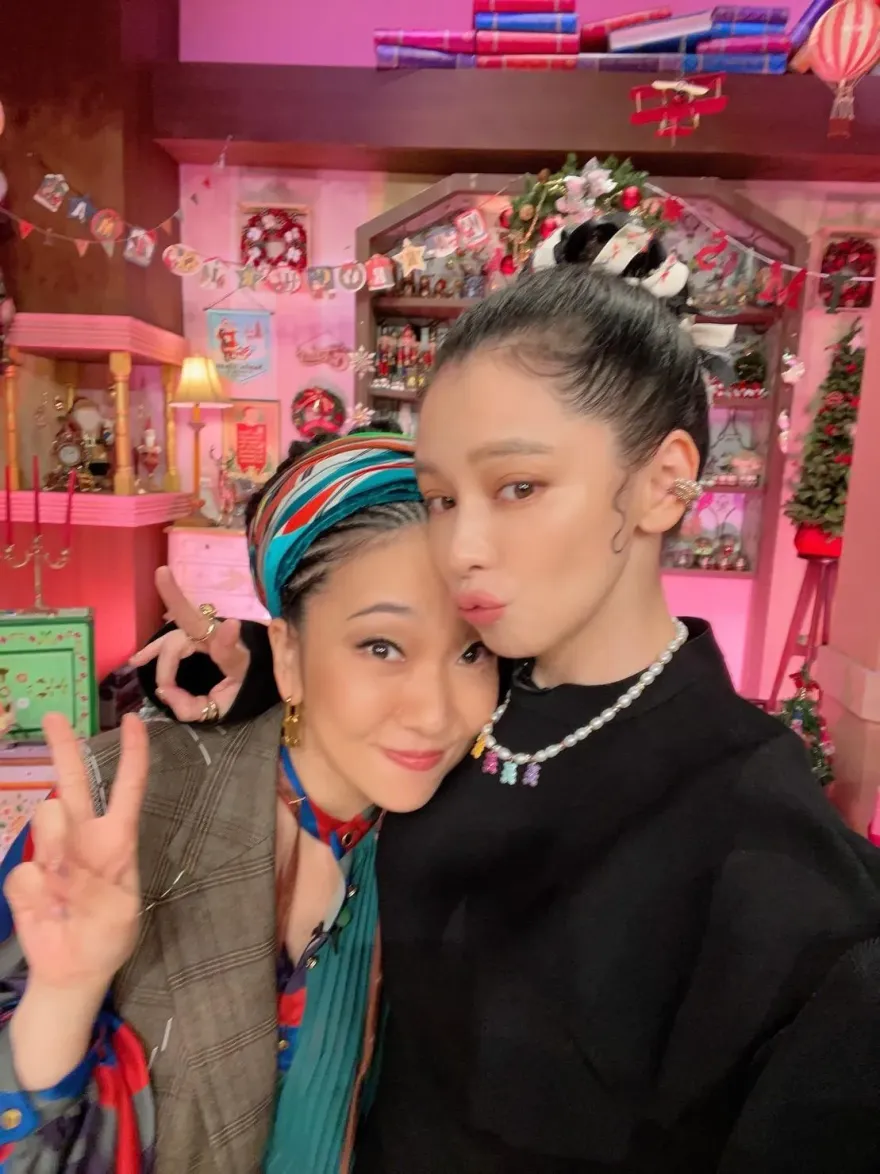 雙后合體！不敗女神Vivian徐若瑄 X 日本天后米希亞　陪粉絲提前過耶誕佳節