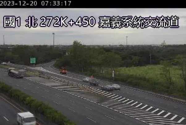 快訊/國1聯結車嘉義段起火　82線匝道出口暫時封閉