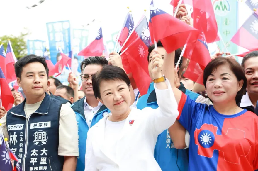 媽媽市長重砲發威！民進黨台中立委選情慘了　急找綠高官護盤固樁