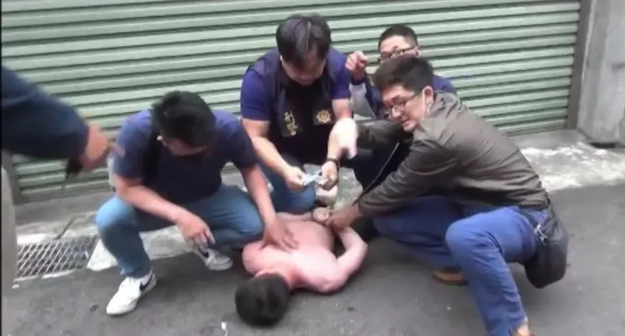 影/台中藥頭只賣熟客「穿內褲」面交　落網狼狽喊「抓錯人」贓款無處藏