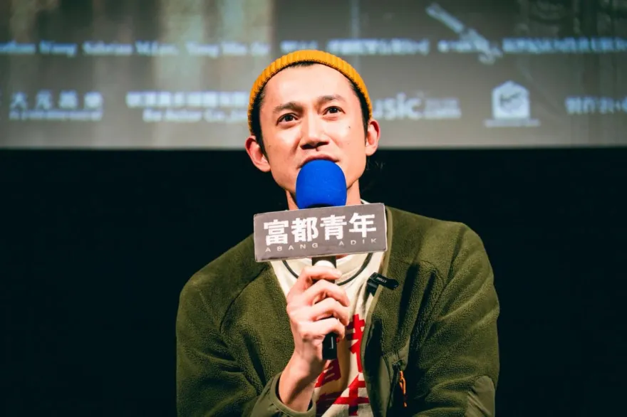 《富都青年》催淚劇情惹哭觀眾！　吳慷仁電影院「重現片中1動作」超寵粉