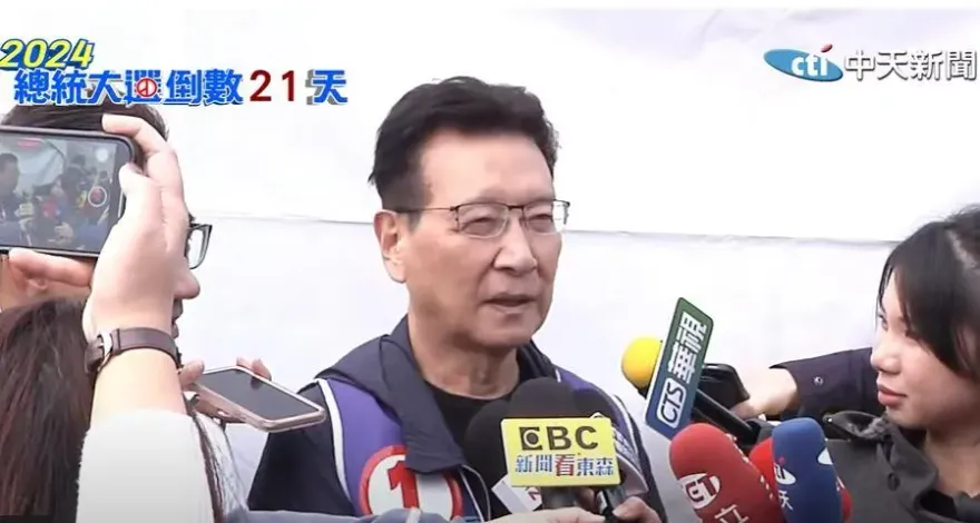 講到賴清德會讓兩岸更緊張　趙少康口誤他是「和平的恐怖分子」隨即更正