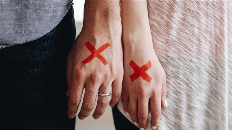 綠帽夫偽善原諒偷吃妻？4年復仇計畫曝光！驚呆全網大讚「智慧王」
