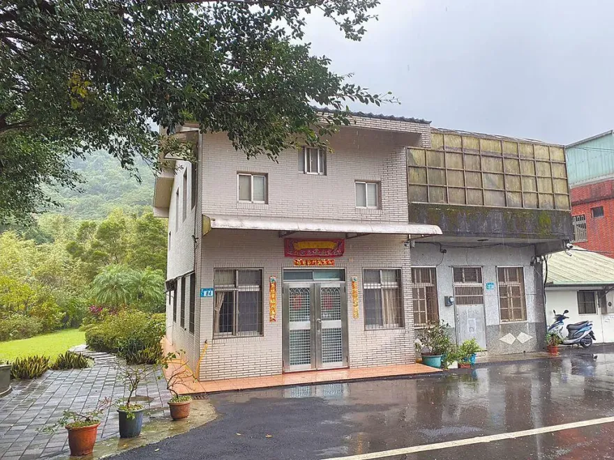 賴清德老家判定「92年後新建物」！　一張航照圖秀「賴皮寮成長史」