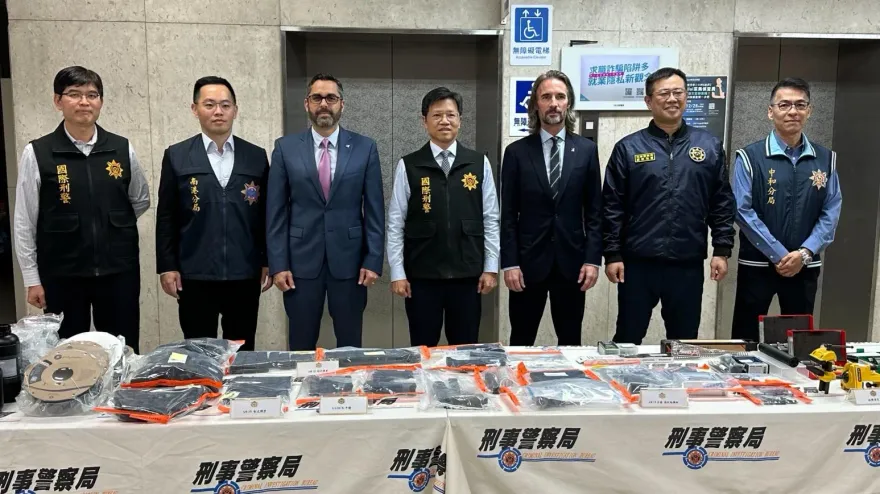 影/工程師網購制式槍管3D列印製槍　FBI聯手刑事局逮人