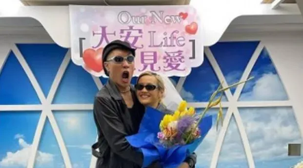 快訊/恭喜！黃宣升格人夫　娶回經紀人女友