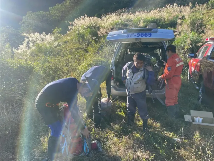 台大登山社登南橫咲咲山！1學生「墜40米深山谷」　意識清楚待搜救
