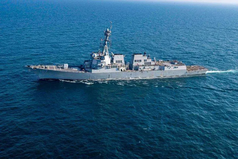 快訊/「馬士基杭州號」2度遇襲！美軍擊沉3艘胡塞小船釀人命
