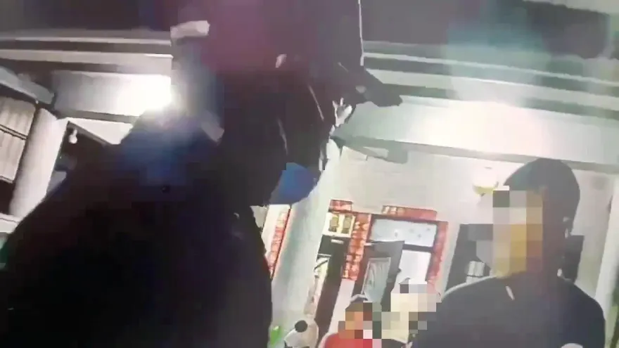 影/厝邊隔壁酒後鬥毆！屏東新園2打3濺血　「冷兵器」鐮刀、鐵橇全上場