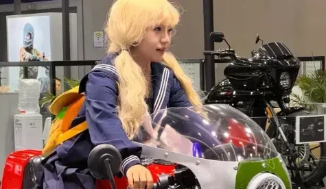 百萬網紅驚傳「車禍溺水亡」！　生前開玩笑「睡海裡」竟一語成讖