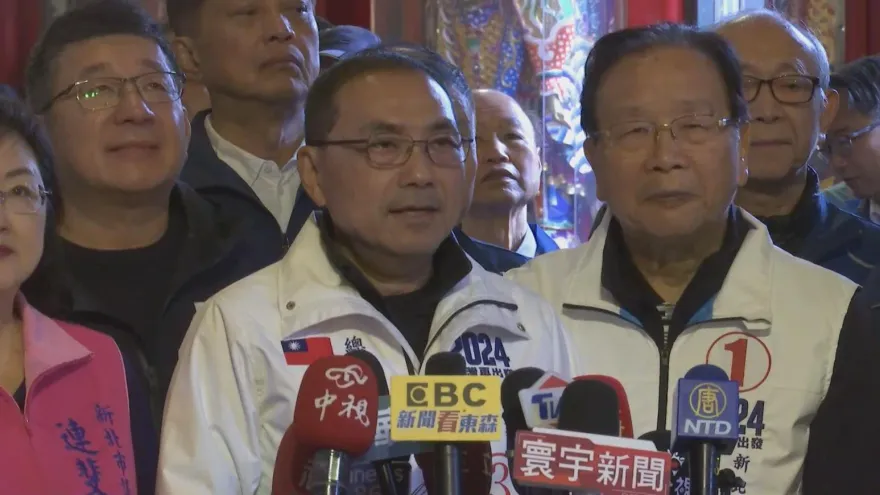 柯文哲新北與藍小雞「巧遇」喊加油！侯友宜回防這樣回應