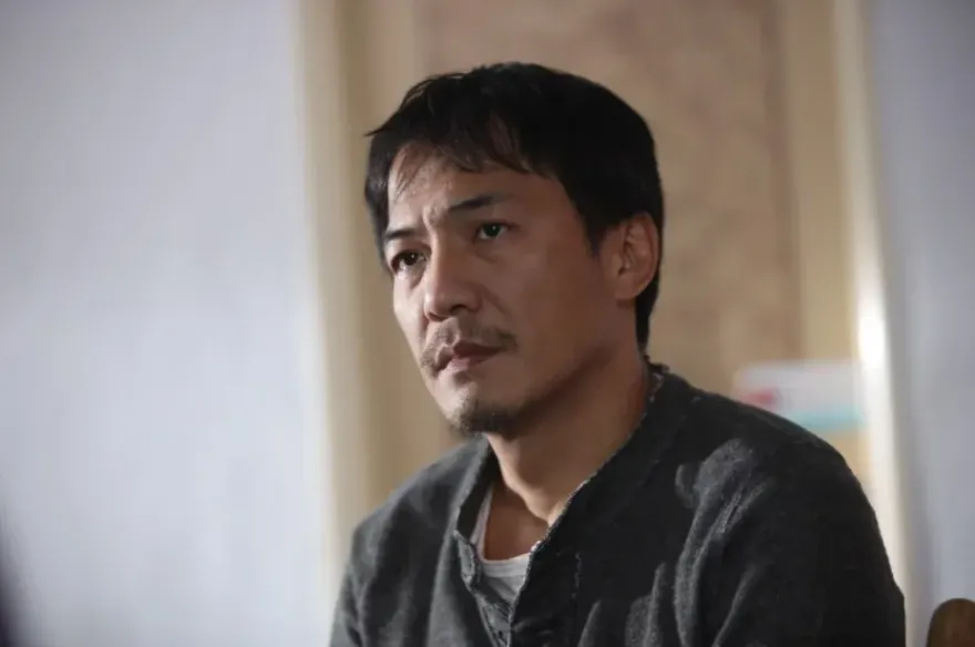 王欣儀姊遭追求者砍39刀棄屍！　戴立忍當兵「收初戀女友死訊」崩潰遭軟禁