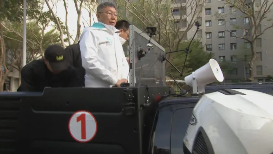 趙少康再拋「聯合政府」提議！柯文哲這2字回應