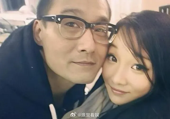 再度當岳父！梁家輝不到1年連嫁2女..小女兒與外國男友登記結婚