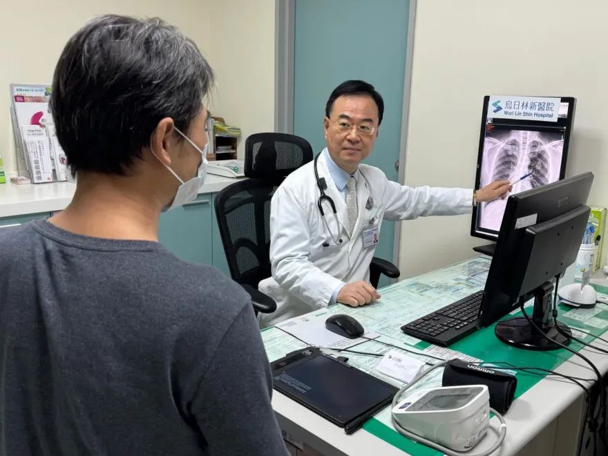 壯男治30多年「頭痛」下猛藥！副作用害咳出血患「肺膿瘍」險喪命