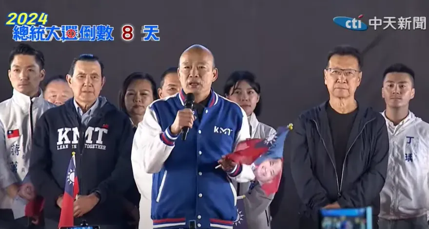 辣個男人不忍了！　韓國瑜挺侯康高喊這句話　前幕僚酸柯P：活得像是社交花蝴蝶