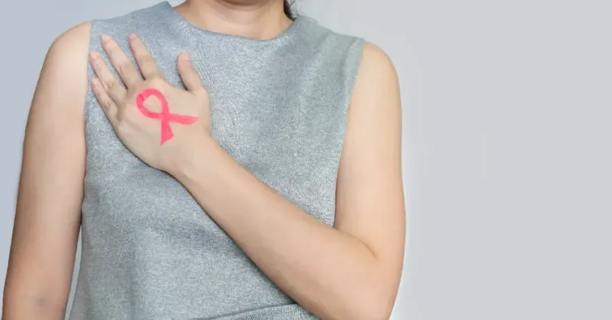 10年內雙乳先後罹癌！婦雙腳無力跌倒骨折　竟是乳癌末期骨轉移