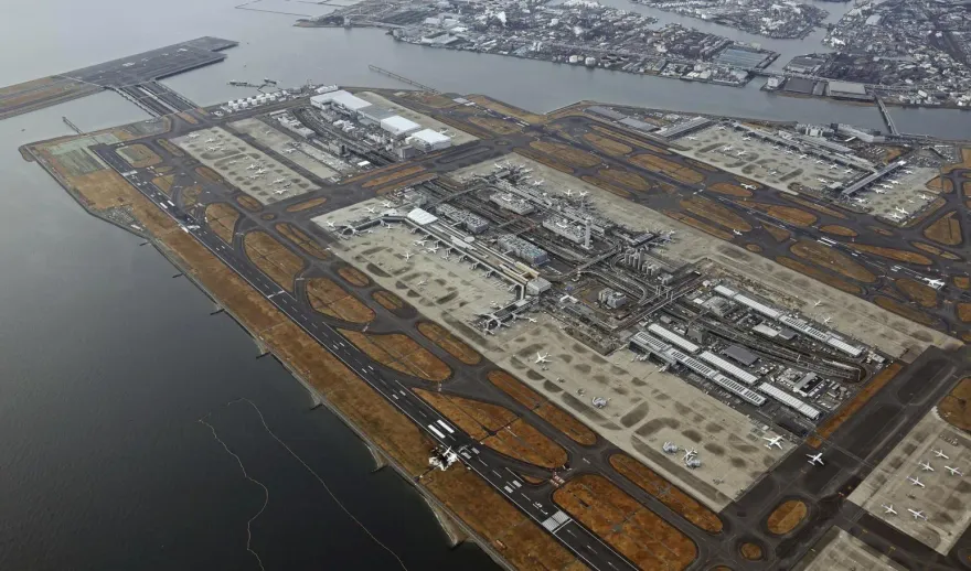 羽田機場2機相撞意外後僅2天　再傳日航作業車撞海保機
