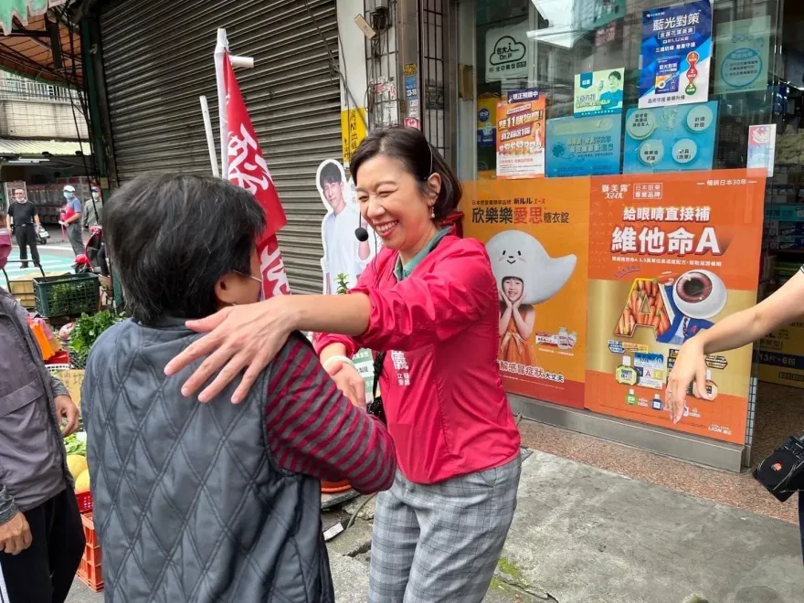 林靜儀論文門　綠轟「不是醫學系學生不夠格說她抄襲」　蔡正元一句話狠打臉
