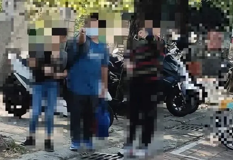 嚇死人！高雄驚見小學生持瑞士刀「校門口揮舞」　校長說話了