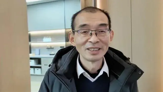深圳富豪懸賞千萬尋子引排隊認親　「每天有8、9個陌生人叫我爸」