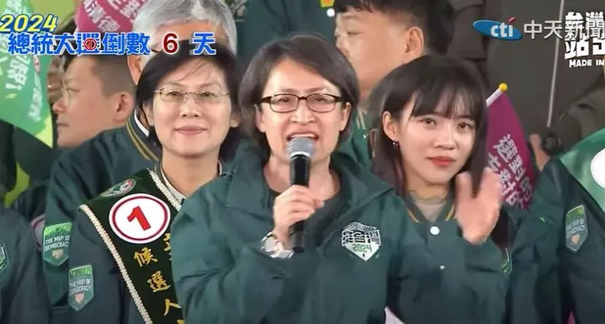 稱高雄人曾錯選韓國瑜　蕭美琴：不知怎麼向外國友人解釋膝蓋走路