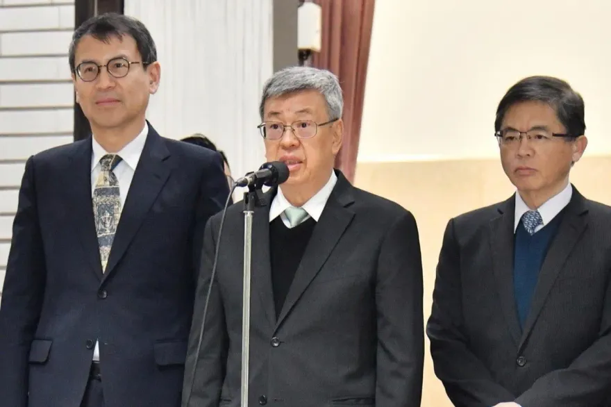 疫苗合約是否公布「甩鍋高端」？　陳建仁反駁：要對方同意