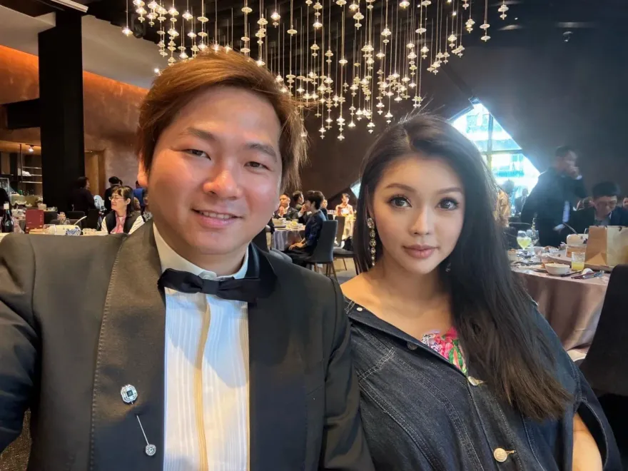 計畫2度蜜月寵妻！殷琦順利誕下2胎小兔寶…老公謝「懷孕辛苦」獻驚喜