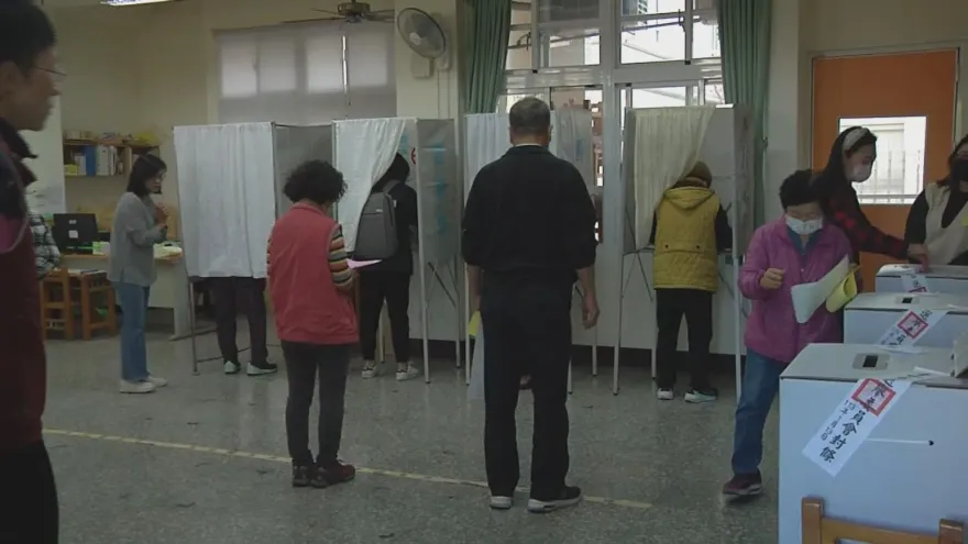 投票日違規狀況多！撕票、接電話、拍選票皆觸法