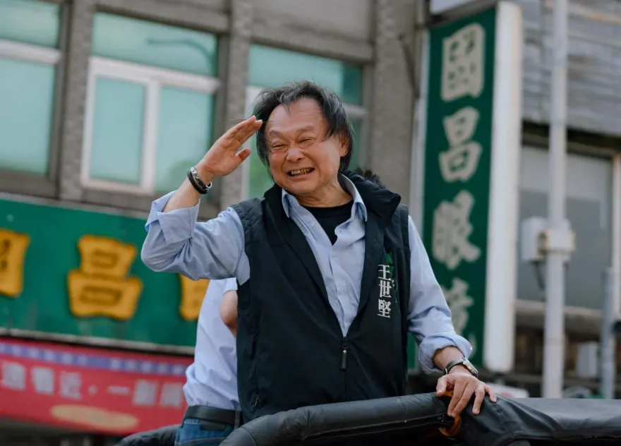 立院龍頭白營8席挺韓國瑜還是游錫堃？王世堅直言：柯文哲在生死交關中