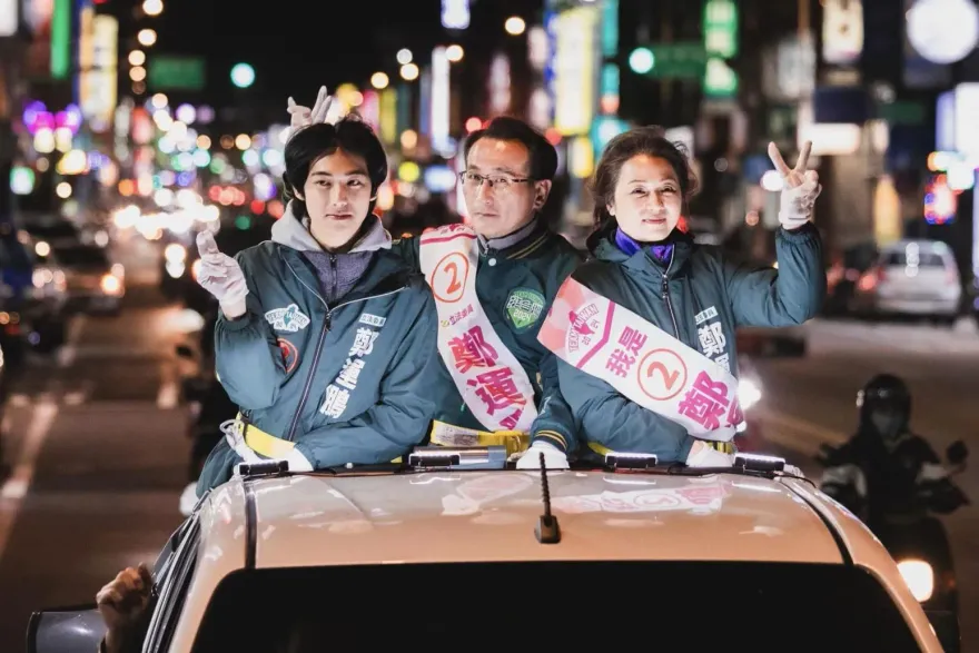 獨/鄭運鵬兒子德德受封「桃園車銀優」　高顏值被力拱出道...回應了