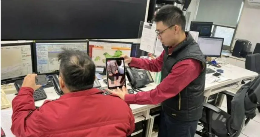 生死一瞬間！金門翁吃廣東粥突停止呼吸　消防視訊CPR鬼門關救回