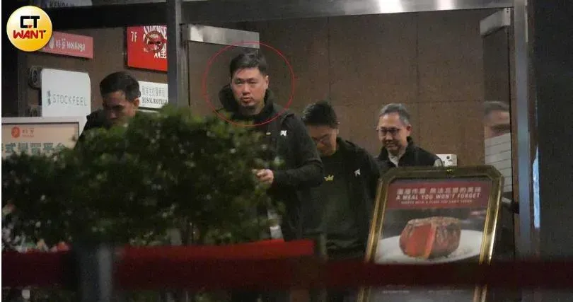 黑人陷性騷風波有兄弟挺　「最後期限日」與王力宏共享牛排大餐