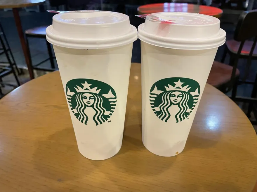限今天！星巴克「人氣12飲品」買一送一　路易莎全天第二杯半價