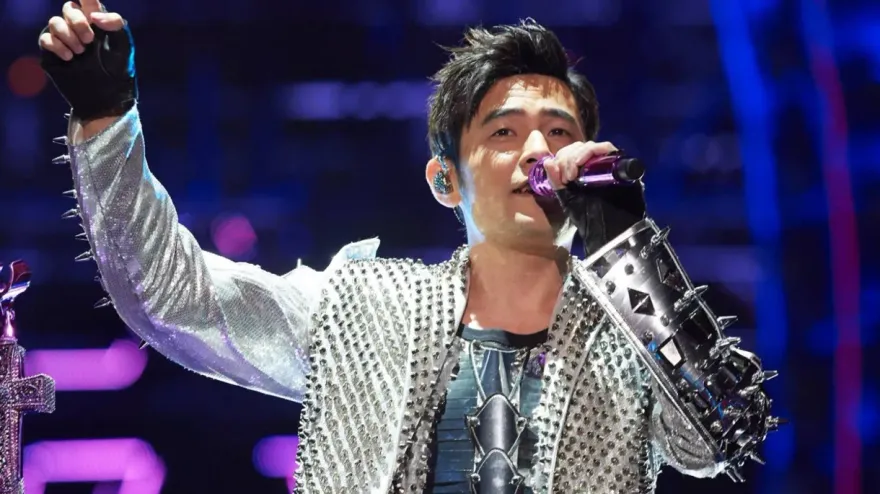 班機延誤7小時！145人「錯過周杰倫演唱會」怒了　向航司求償1.7萬