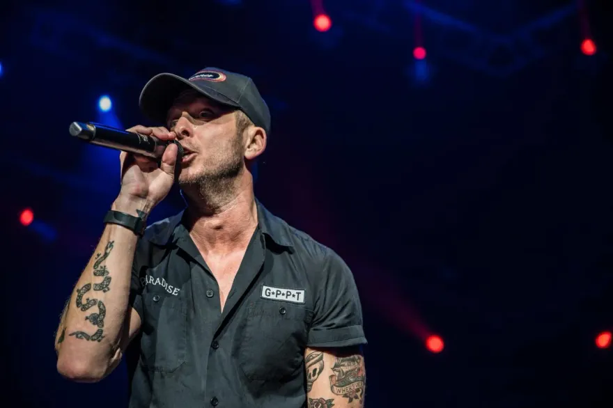 破紀錄！一年內攻南北蛋　OneRepublic主唱喊話高雄「我愛你」