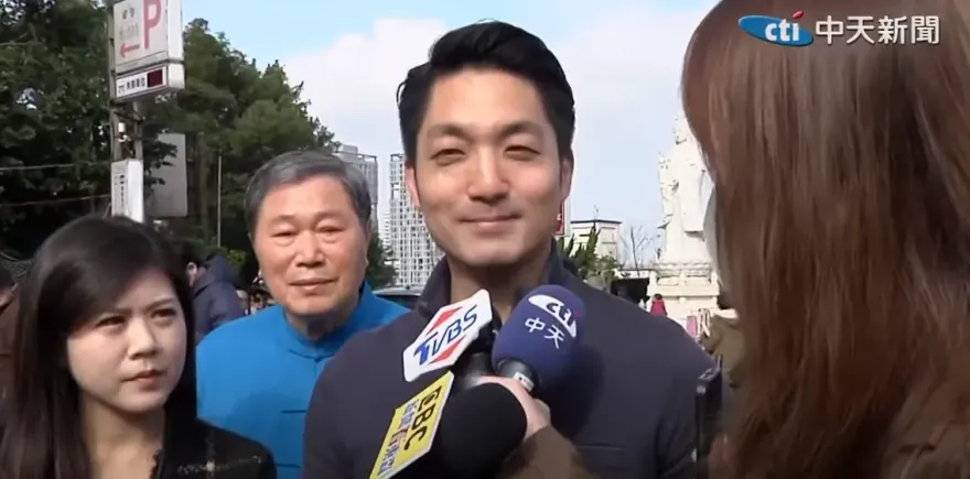 影/學測首日　王世堅送的「臨別禮物」派上用場！蔣萬安：終於有機會用到