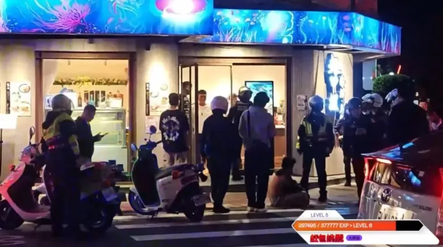 快訊/疑不滿遭調侃餐點難吃暴打Toyz！超哥被依「現行犯」逮捕
