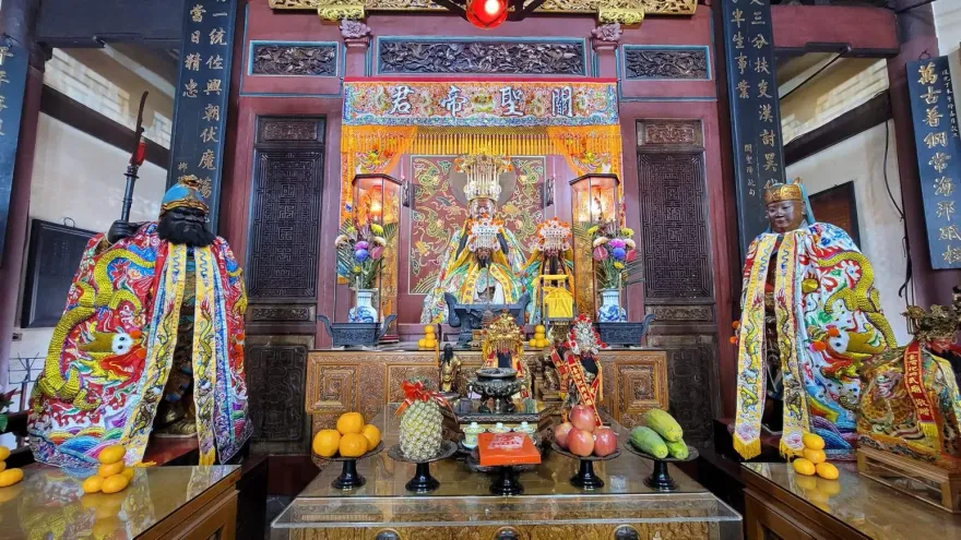 有求必應/年後脫單、斬爛桃花！台南「祀典武廟」拜月老覓郎君
