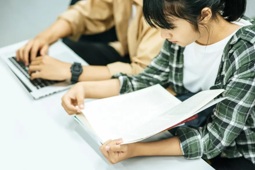 大學錄取率近100%仍一堆人重考？　考試不再只為「有學校唸」